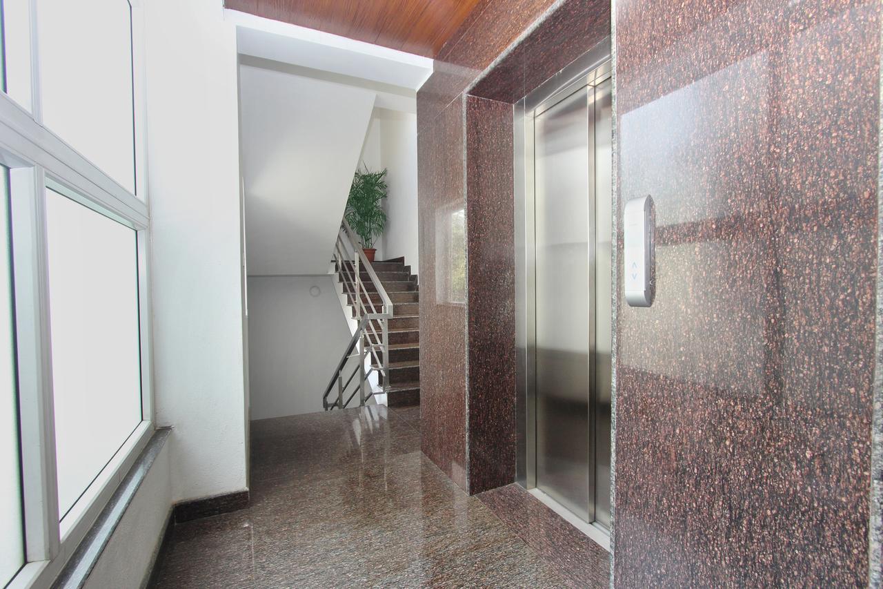 Oyo 2132 Apartment Aditya Residency Бангалор Екстериор снимка